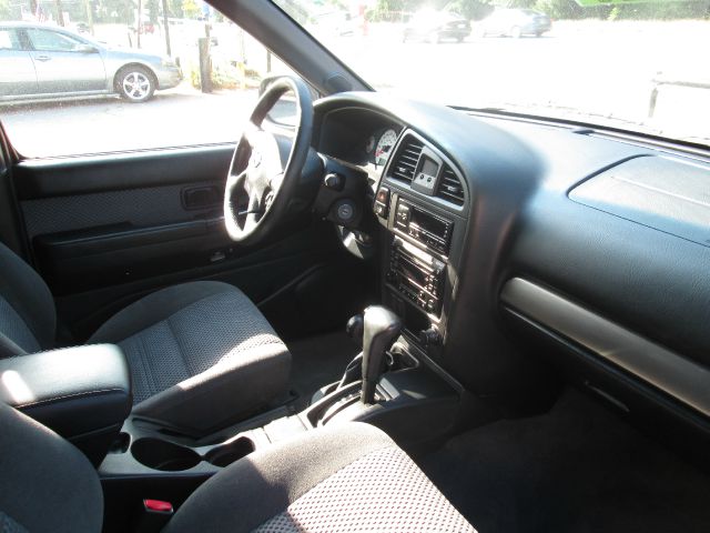 2004 Nissan Pathfinder EX-L W/ DVD System