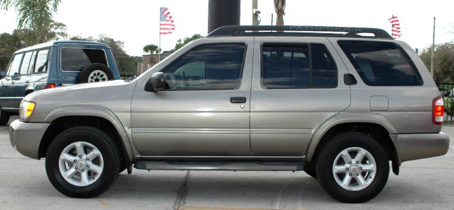 2004 Nissan Pathfinder EX-L W/ DVD System