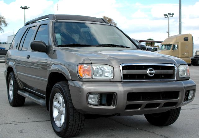 2004 Nissan Pathfinder EX-L W/ DVD System