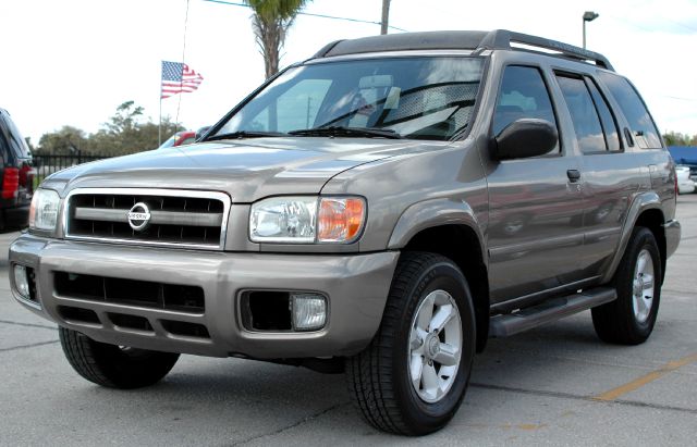 2004 Nissan Pathfinder EX-L W/ DVD System