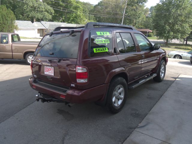 2004 Nissan Pathfinder EX-L W/ DVD System
