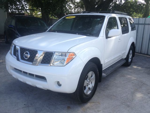 2005 Nissan Pathfinder EX-L W/navi