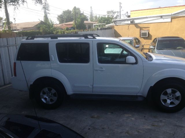 2005 Nissan Pathfinder EX-L W/navi