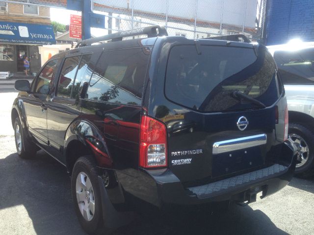 2005 Nissan Pathfinder Unknown