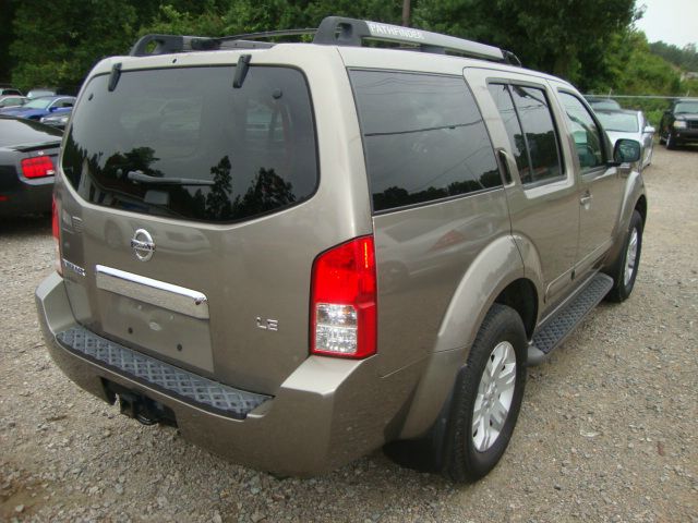 2005 Nissan Pathfinder EX-L AWD