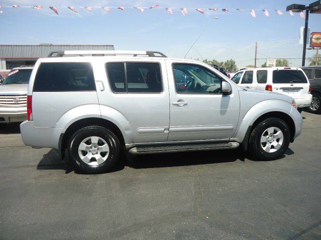 2005 Nissan Pathfinder EX-L W/navi