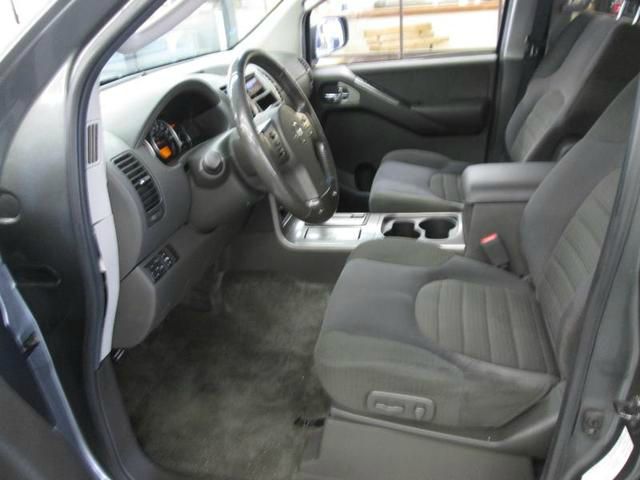 2005 Nissan Pathfinder EX-L W/ DVD System