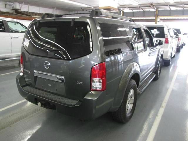 2005 Nissan Pathfinder EX-L W/ DVD System