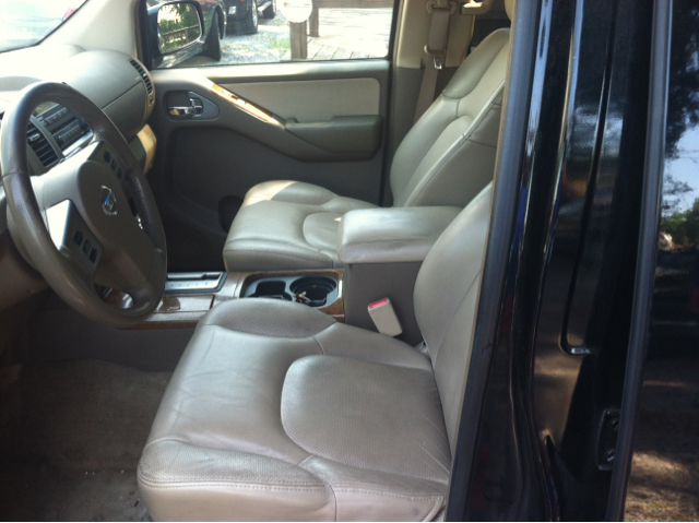 2005 Nissan Pathfinder EX-L AWD