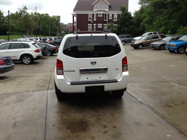 2005 Nissan Pathfinder EX-L AWD