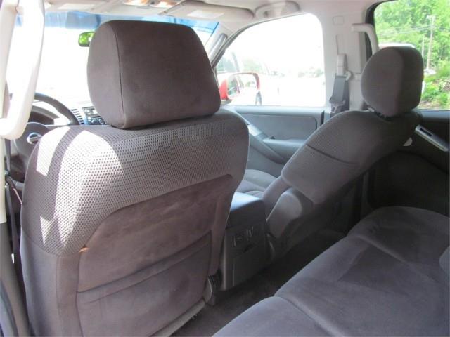 2005 Nissan Pathfinder EX-L W/ DVD System