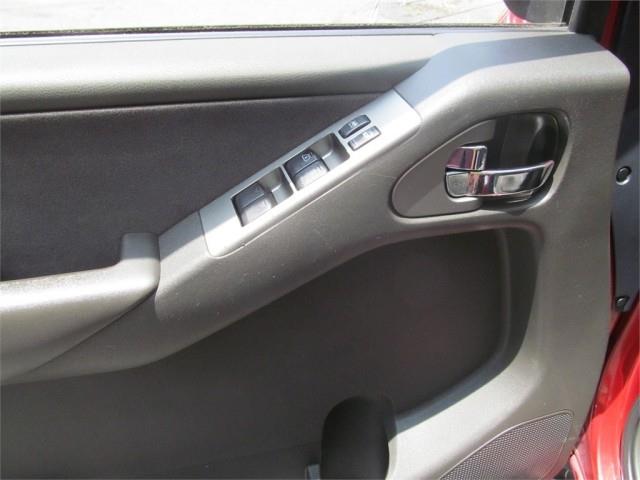 2005 Nissan Pathfinder EX-L W/ DVD System