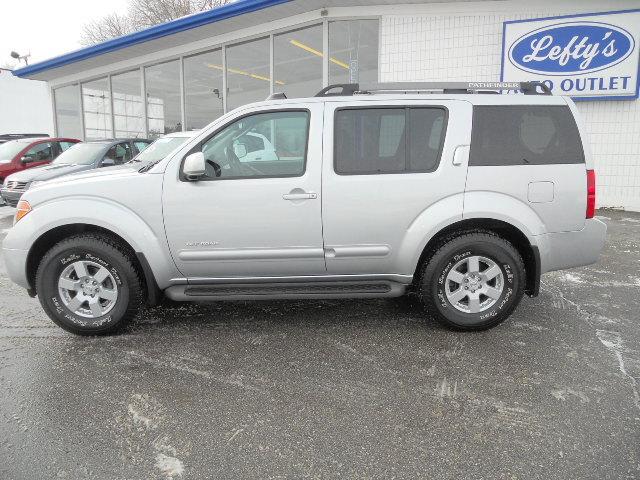 2005 Nissan Pathfinder EX-L 4X4