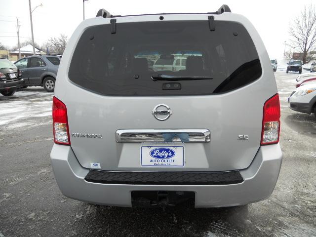 2005 Nissan Pathfinder EX-L 4X4