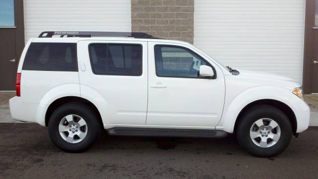 2005 Nissan Pathfinder SE