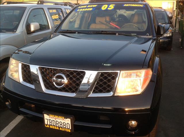 2005 Nissan Pathfinder EX-L AWD