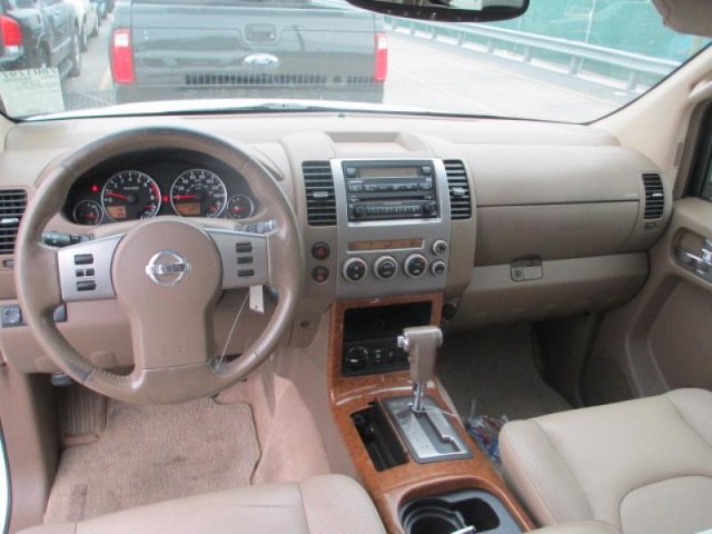 2005 Nissan Pathfinder EX-L AWD