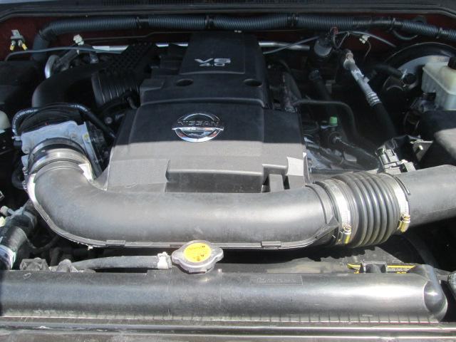 2005 Nissan Pathfinder SE