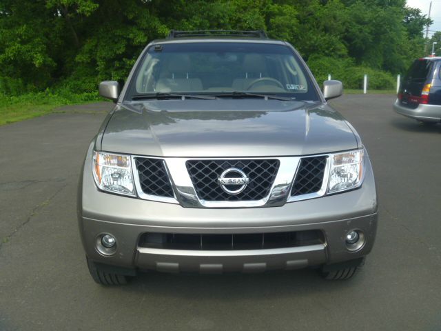 2005 Nissan Pathfinder EX-L AWD
