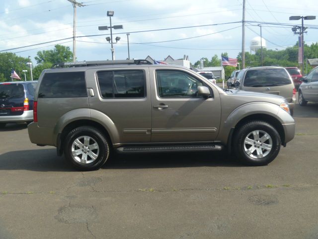 2005 Nissan Pathfinder EX-L AWD