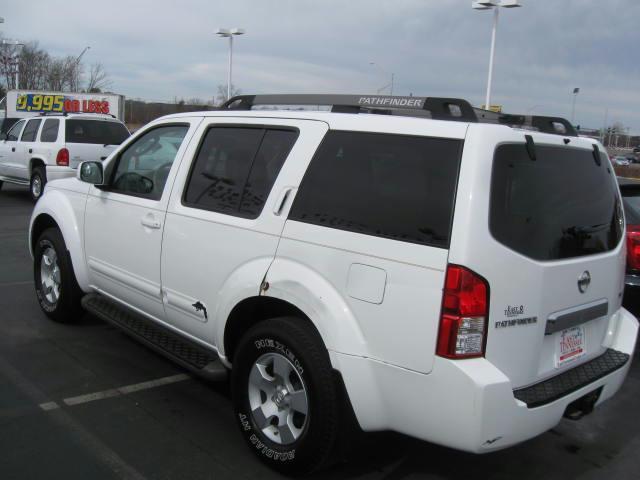 2005 Nissan Pathfinder Unknown