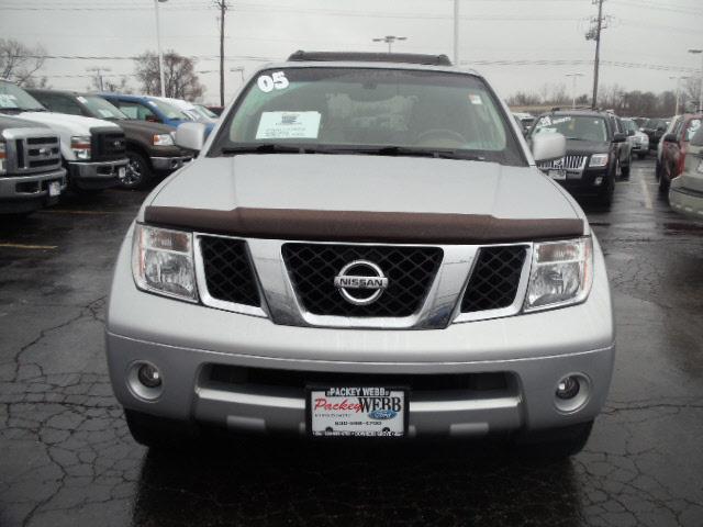 2005 Nissan Pathfinder X