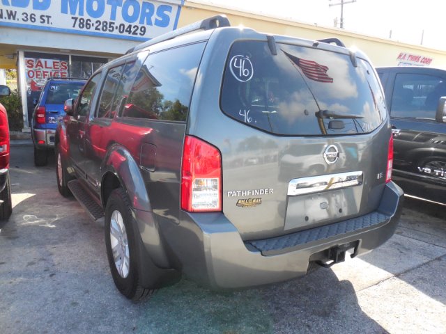2005 Nissan Pathfinder Unknown