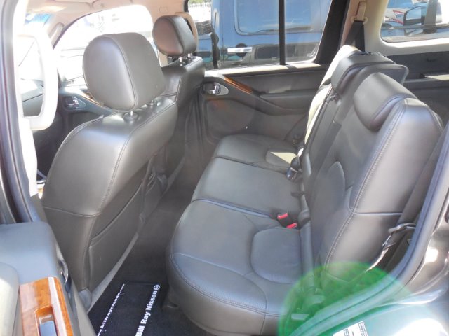 2005 Nissan Pathfinder Unknown