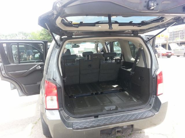 2005 Nissan Pathfinder Unknown