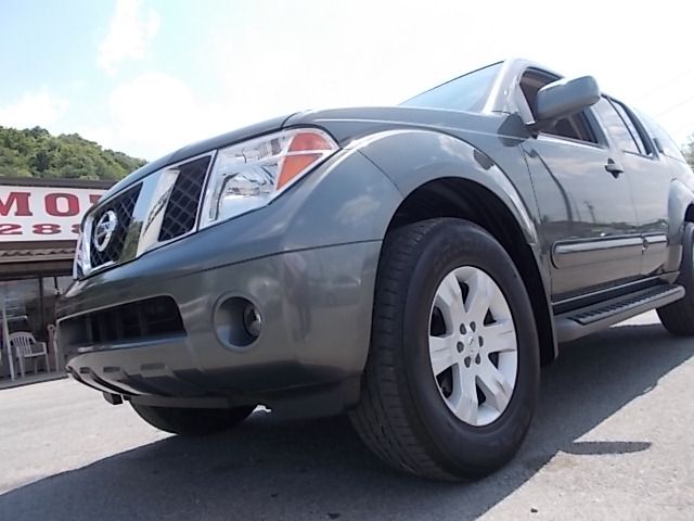 2005 Nissan Pathfinder EX-L AWD