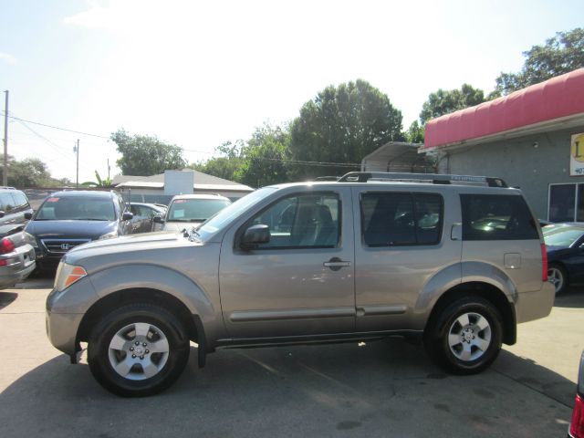 2005 Nissan Pathfinder EX-L W/navi