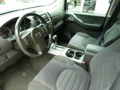 2005 Nissan Pathfinder EX-L W/ DVD System