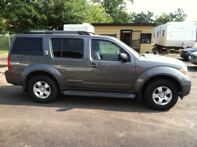 2006 Nissan Pathfinder Unknown