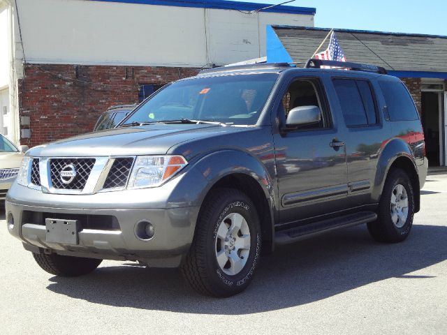 2006 Nissan Pathfinder EX-L W/ DVD System