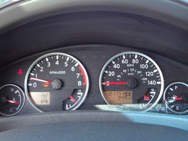 2006 Nissan Pathfinder EX-L W/ DVD System