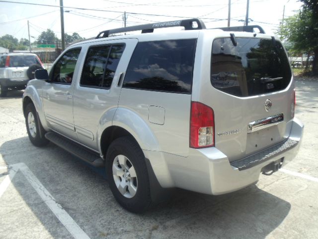 2006 Nissan Pathfinder EX AWD