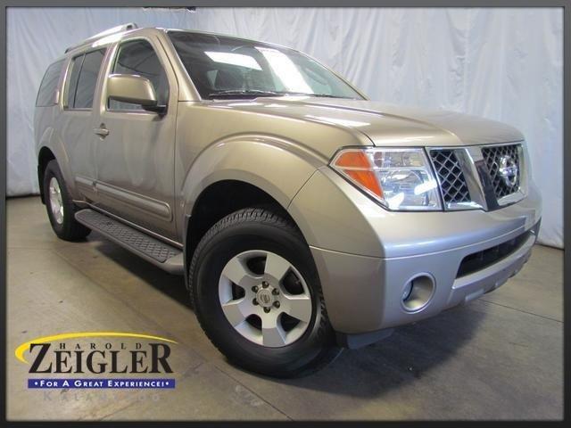 2006 Nissan Pathfinder Base