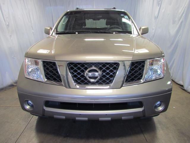 2006 Nissan Pathfinder Base