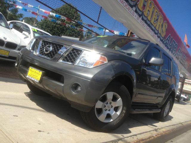 2007 Nissan Pathfinder Handicap
