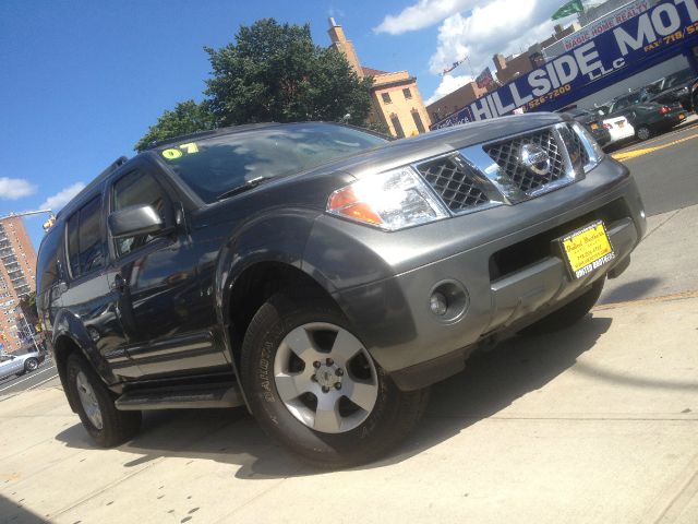 2007 Nissan Pathfinder Handicap