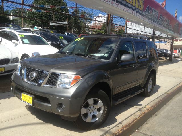 2007 Nissan Pathfinder Handicap
