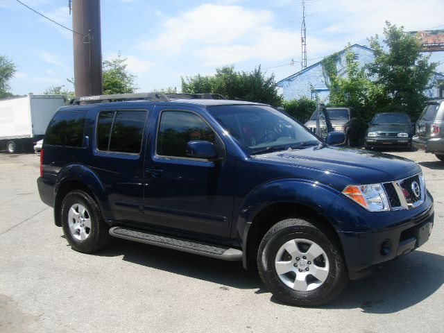 2007 Nissan Pathfinder EX-L W/ DVD System