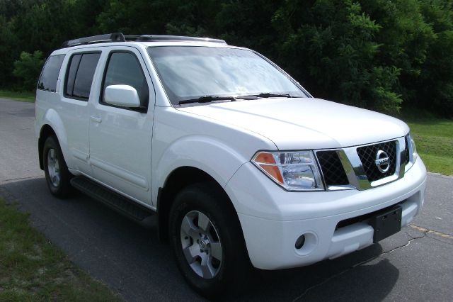 2007 Nissan Pathfinder EX-L W/ DVD System