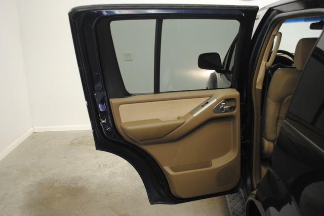 2007 Nissan Pathfinder SE