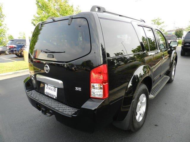 2007 Nissan Pathfinder Base
