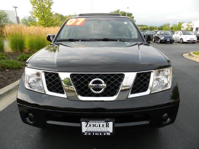 2007 Nissan Pathfinder Base