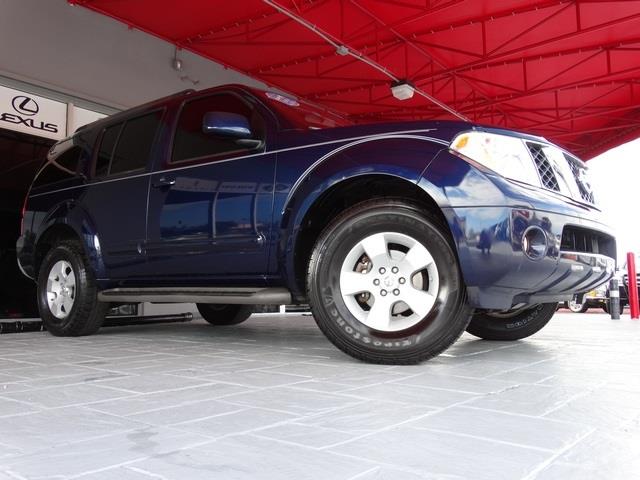 2007 Nissan Pathfinder X