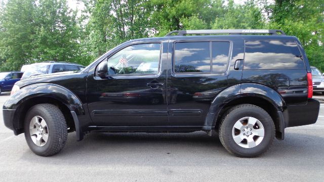 2007 Nissan Pathfinder EX-L W/ DVD System