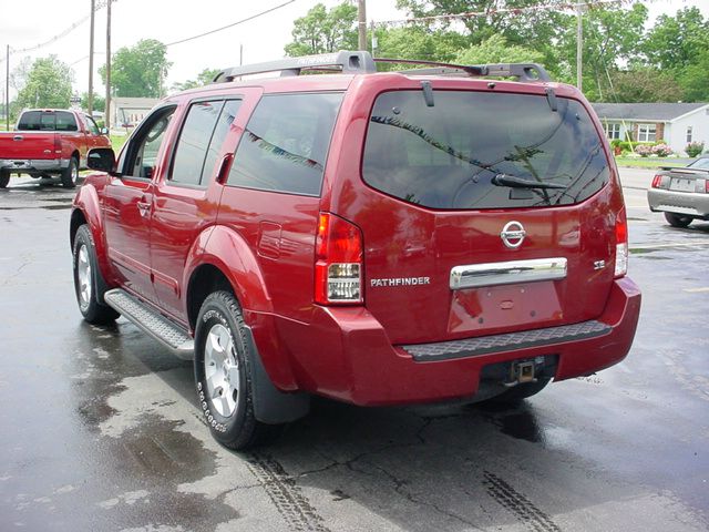 2007 Nissan Pathfinder EX-L W/ DVD System