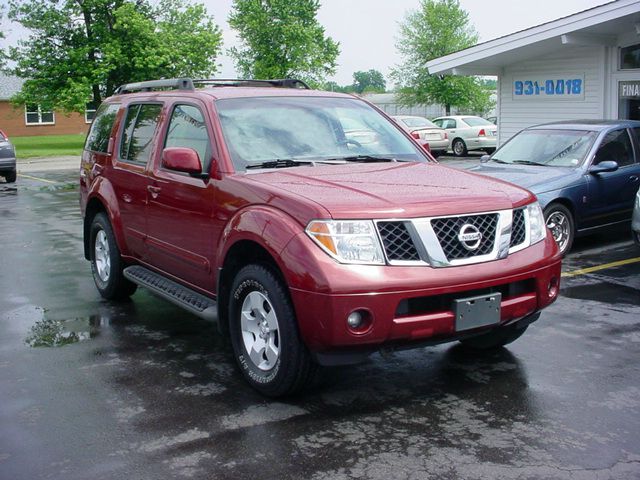 2007 Nissan Pathfinder EX-L W/ DVD System